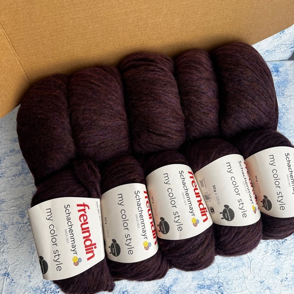 Schachenmayr Freundin Yarn in Deep Purple lot 10 balls - Picture 3 of 8